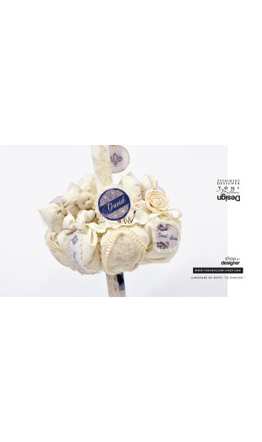Lumanare de botez cu  ursuleti, dantela ivory, accente gold si bleumarin 18